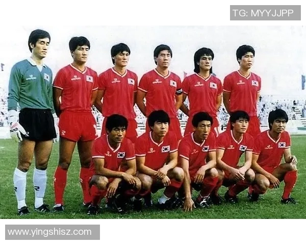 早恋足球球星的成长故事与成就分析从青涩初恋到职业巅峰之路